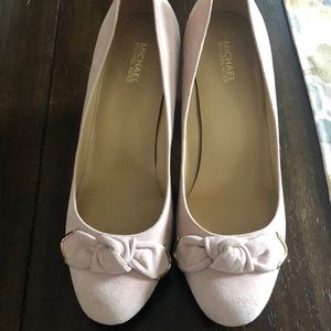 Michael by Michael Kors pink suede pumps